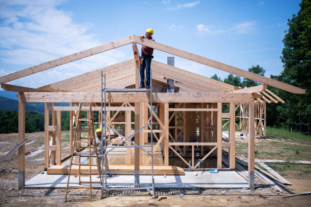 Best Roof Repair Services  in Fox Crossing, WI